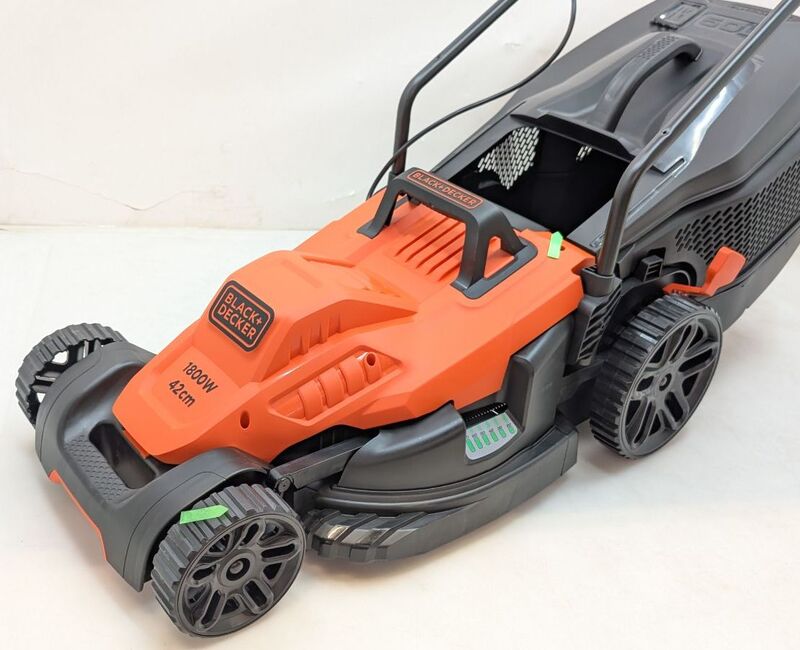 Black & Decker Elektro-Rasenmäher Mäher 1800W 42cm Handrasenmäher 50l - 5035048682838