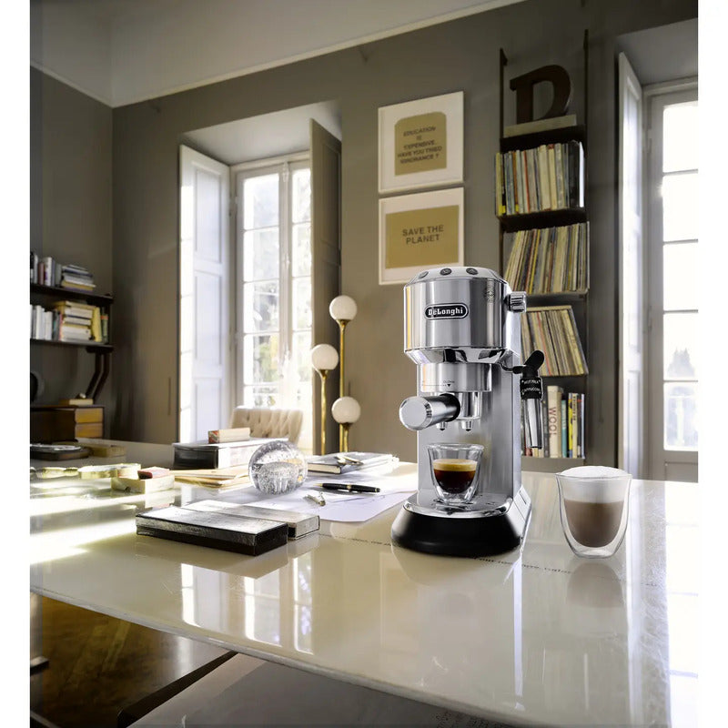 De'Longhi Espressomaschine DEDICA EC 685.M Kaffeemaschine Silber 1350W 1l 15bar - 8004399331198