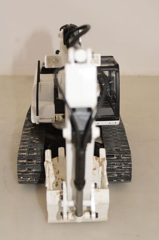 Amewi RC Funktionsmodell Bagger Vollmetall 1:14 Elektro Modellbau inkl. Akku - 4260631422473