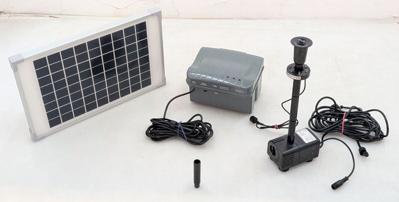 Esotec Solar-Pumpenset Napoli mit Beleuchtung 750l/h 2m Förderhöhe Akkuspeicher - 4260057861535