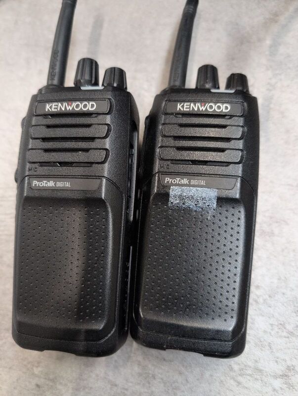 Kenwood PMR-Funkgerät Pro Talk TK-3701D Analog Funkgerät 16 Kanäle 9 km - 19048230102