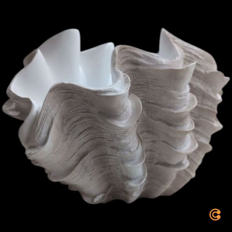 KARE Deko-Vase Concha Muschel Design Kunststein beige-weiß 29cm Höhe 48,5cm - 4025621556886