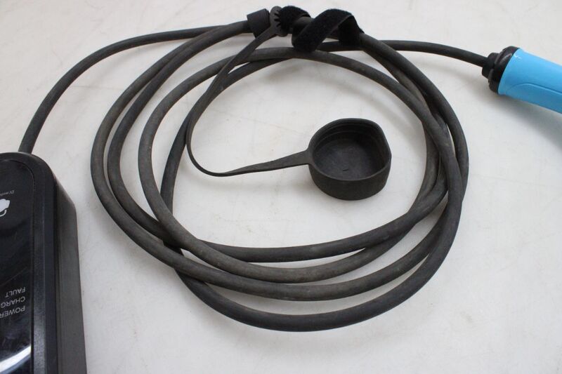 Akyga AK-EC-19 eMobility Ladekabel 5 m 3.8 kW Typ 2 IP54 Blau 16 A - 5901720139450