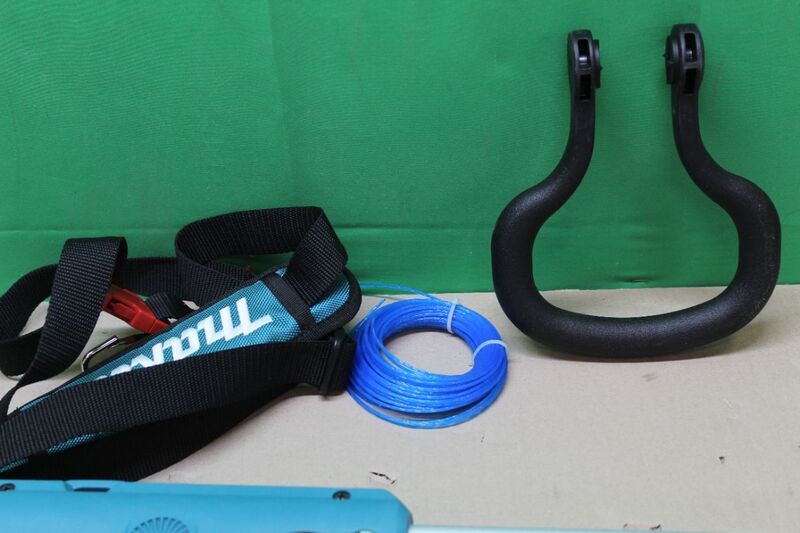 Makita Rasentrimmer Akku DUR193Z Fadenschneider 18V 260mm Schnittbreite 2,3kg - 0088381762670