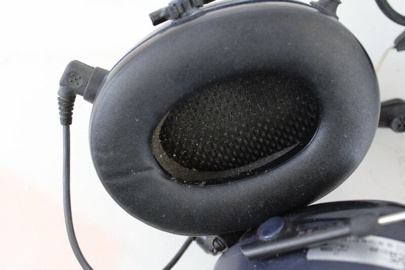 3M Peltor LiteCom Kapselgehörschutz-Headset 32 dB Funkgerät schwarz 418g Ohren - 7318640063280