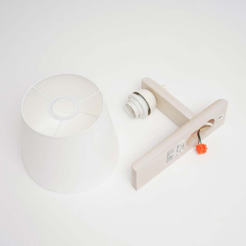 Wandleuchte Sweden Holzgestell LED dimmbar altweiß Designer Lampe 20x24,5cm - 5907687436212