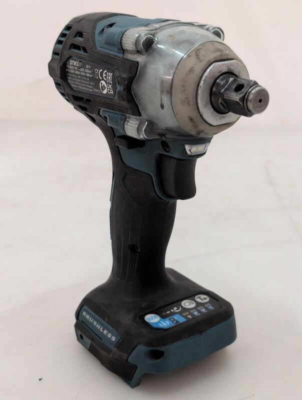 Makita Akku-Schlagschrauber DTW300Z 330 Nm 18 V Li-Ion ohne Akku Werkzeug 1,8 kg - 0088381898003