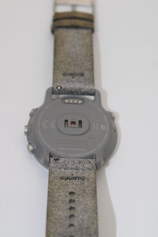 Suunto 7 Fitnesstracker Smartwatch Fitnessuhr Sportuhr Sport grau Grau Titanium - 6417084505873