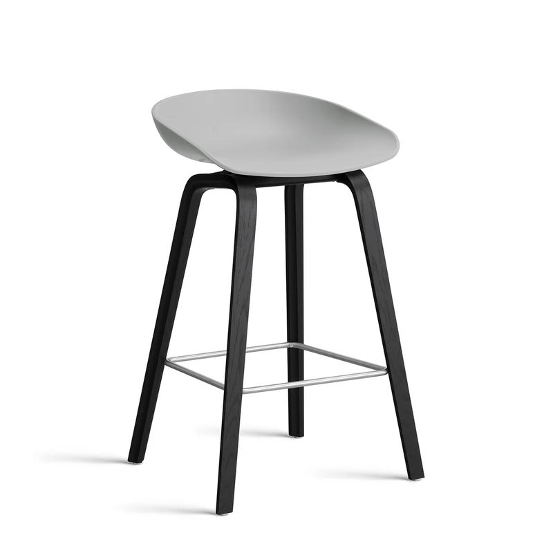 HAY About A Stool AAS 32 Hocker Barhocker schwarz / Betongrau Sitzhöhe 65 cm - 5710441432418