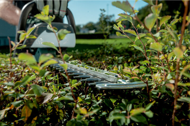 Metabo Akku-Heckenschere AHS 18-45 V Strauchschneider Akku Ladegerät 45cm 18V - 4007430308245