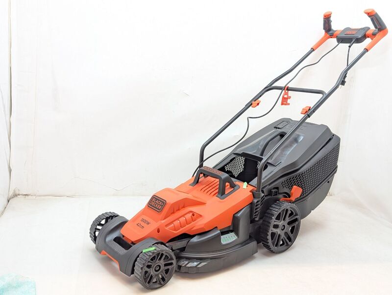 Black & Decker Elektro-Rasenmäher Mäher 1800W 42cm Handrasenmäher 50l - 5035048682838