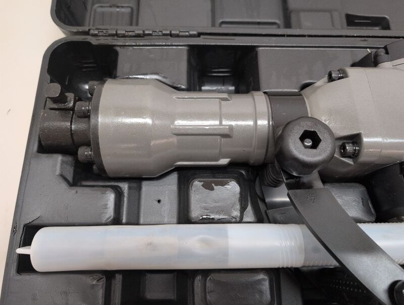 STIER Abbruchhammer 1700W 50J 2000Schläge/min Werkzeug Bohrhammer 30mm Sechskant - 4251709614920