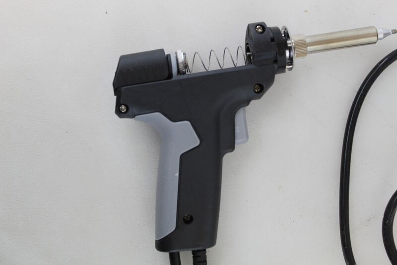 Toolcraft Entlötstation Lötkolben 90W digital 160-480°C inkl. Entlötsaugpumpe - 4053199518142