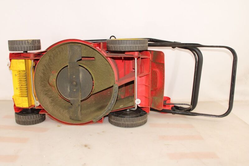 WOLF-Garten Elektro Rasenmäher Mäher A 370 E 1600W Mulchfunktion 37cm 350m² - 4008423861167
