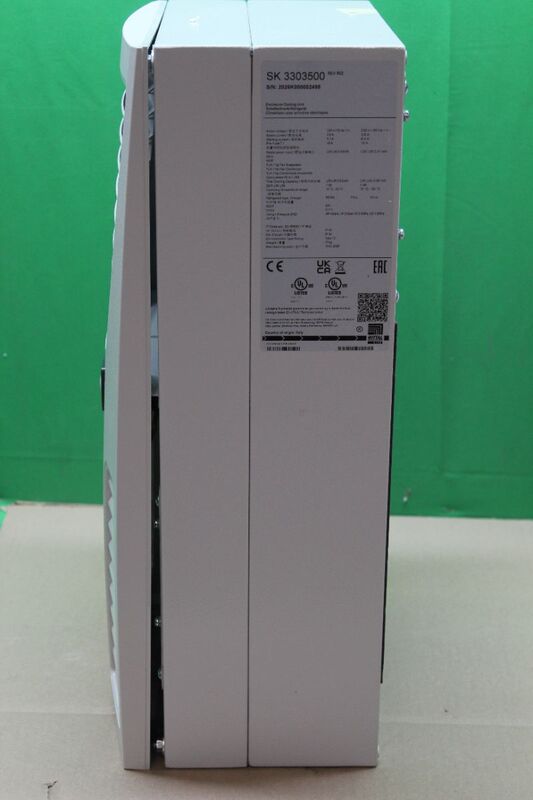 Rittal Kühlgerät Wandanbau 500W Heizgerät Heizkörper Handtuchheizkörper weiß - 4028177322844