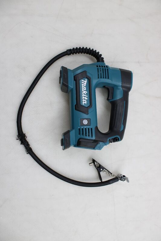 Makita Akku-Druckluft-Kompressor MP100D Luftkompressor 8,3 bar mobil 12V 1,33kg - 88381871747