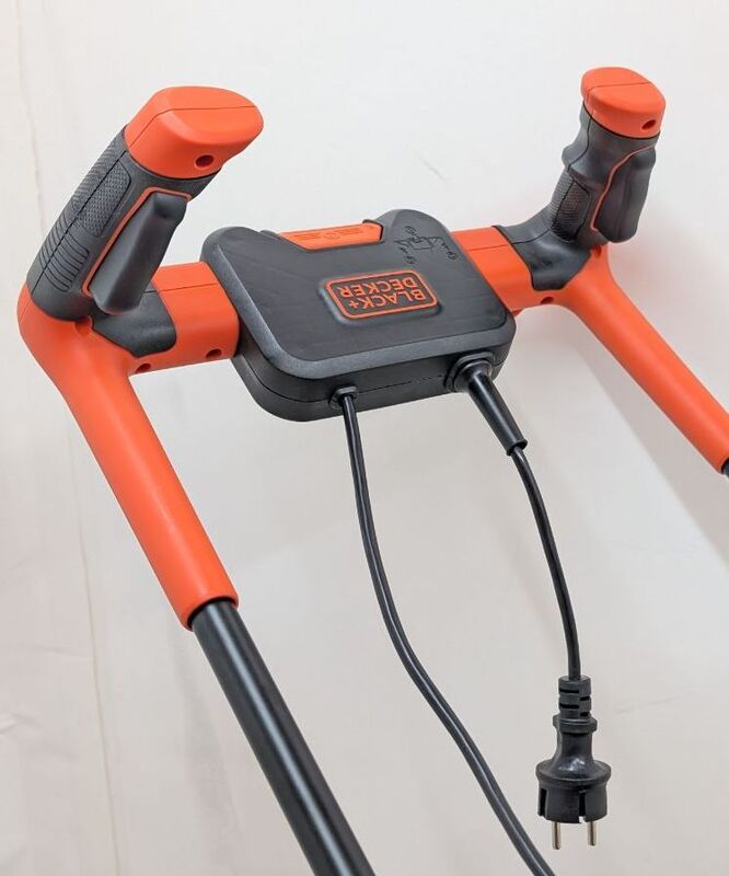 Black & Decker Elektro-Rasenmäher Mäher 1800W 42cm Handrasenmäher 50l - 5035048682838