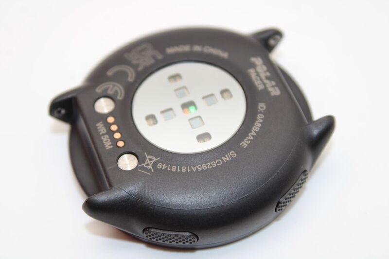 Polar GPS-Laufuhr Pacer Sportuhr Fitnessuhr schwarz S/L wasserdicht 5 ATM - 0725882060446