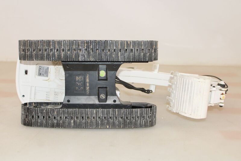 Amewi RC Funktionsmodell Bagger Vollmetall 1:14 Elektro Modellbau inkl. Akku - 4260631422473