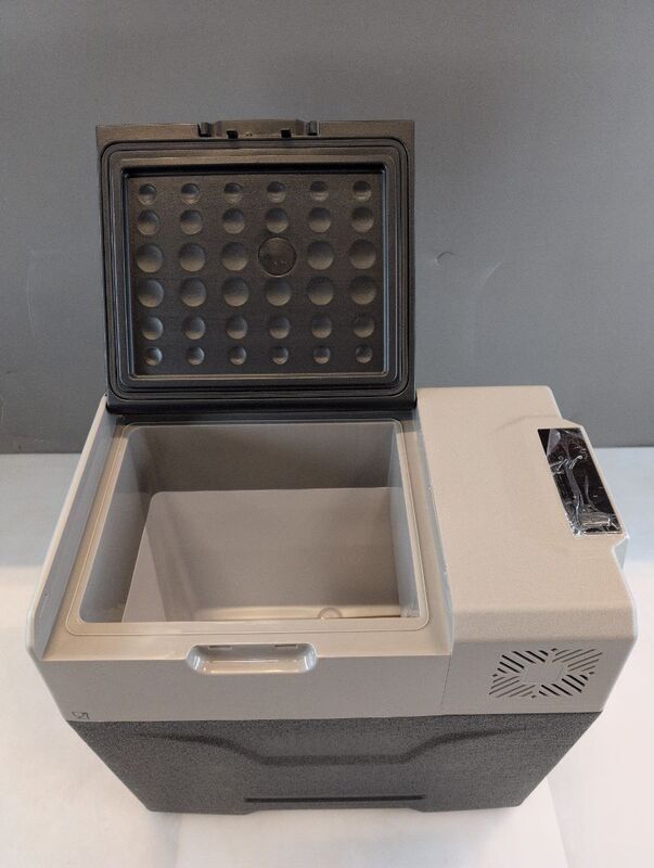 Kompressor Kühlbox Yukon 50l Kühlgerät mit App Steuerung und USB Anschluss grau - 4260565528043