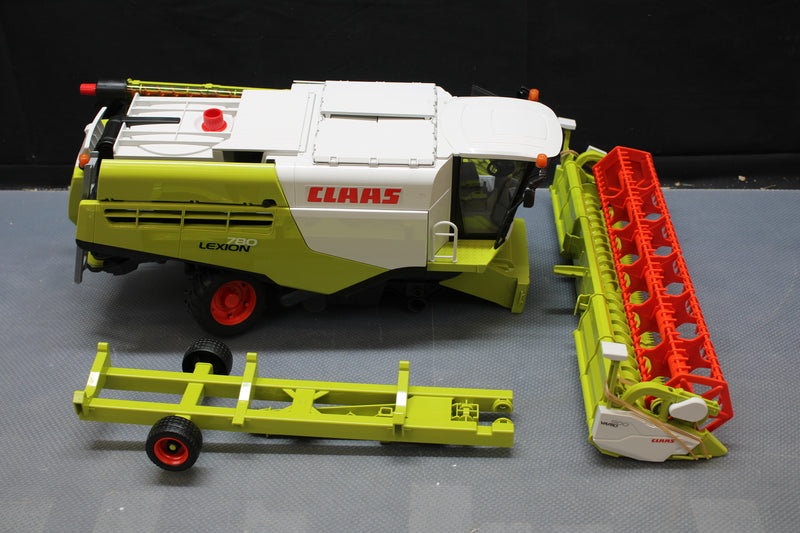Bruder Claas Lexion 780 Terra Trac Mähdrescher Landwirtschaft DEFEKTWARE - 4001702021191
