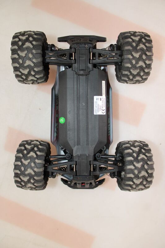 Amewi RC Monstertruck 1:16 4WD 48km/h ferngesteuertes Auto für Einsteiger 903g - 4260768517295