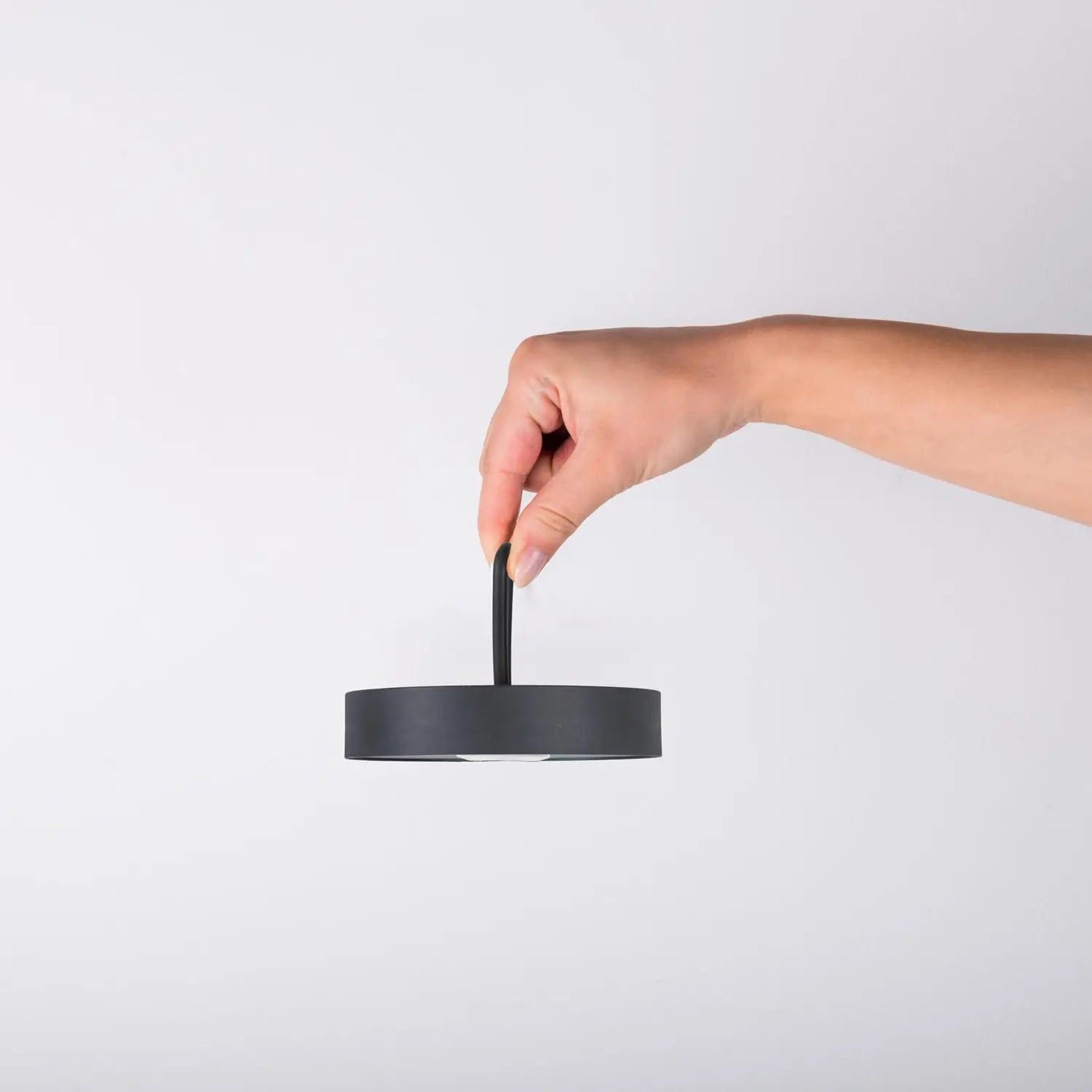 B-Ware Brilliant Led Akku Tischleuchte Lampe Ella Magnetisch Schwarz Tragbar - 4003222889541