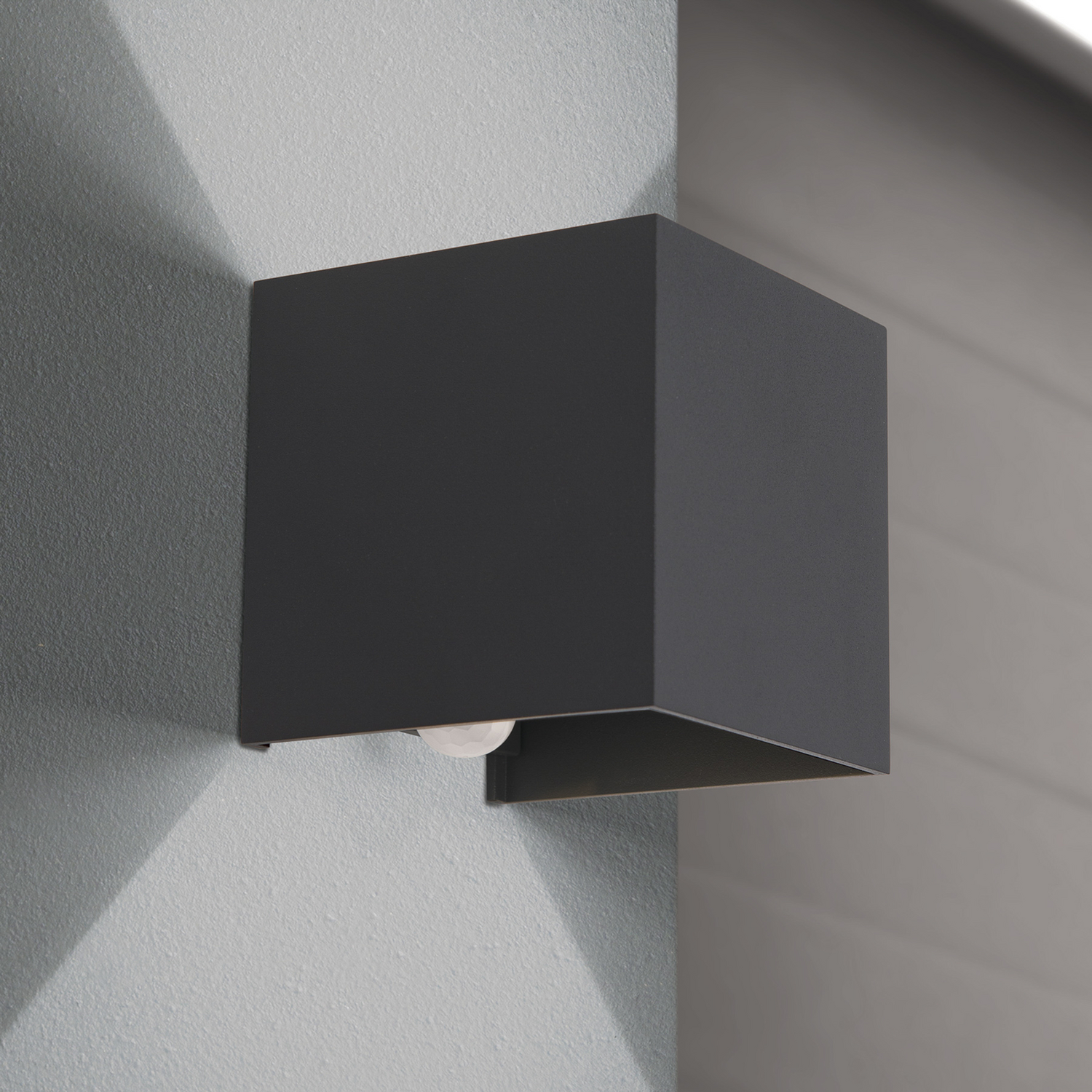 Applique murale extérieure Orion LED Cube S, anthracite, métal, avec capteur, produit d'occasion.