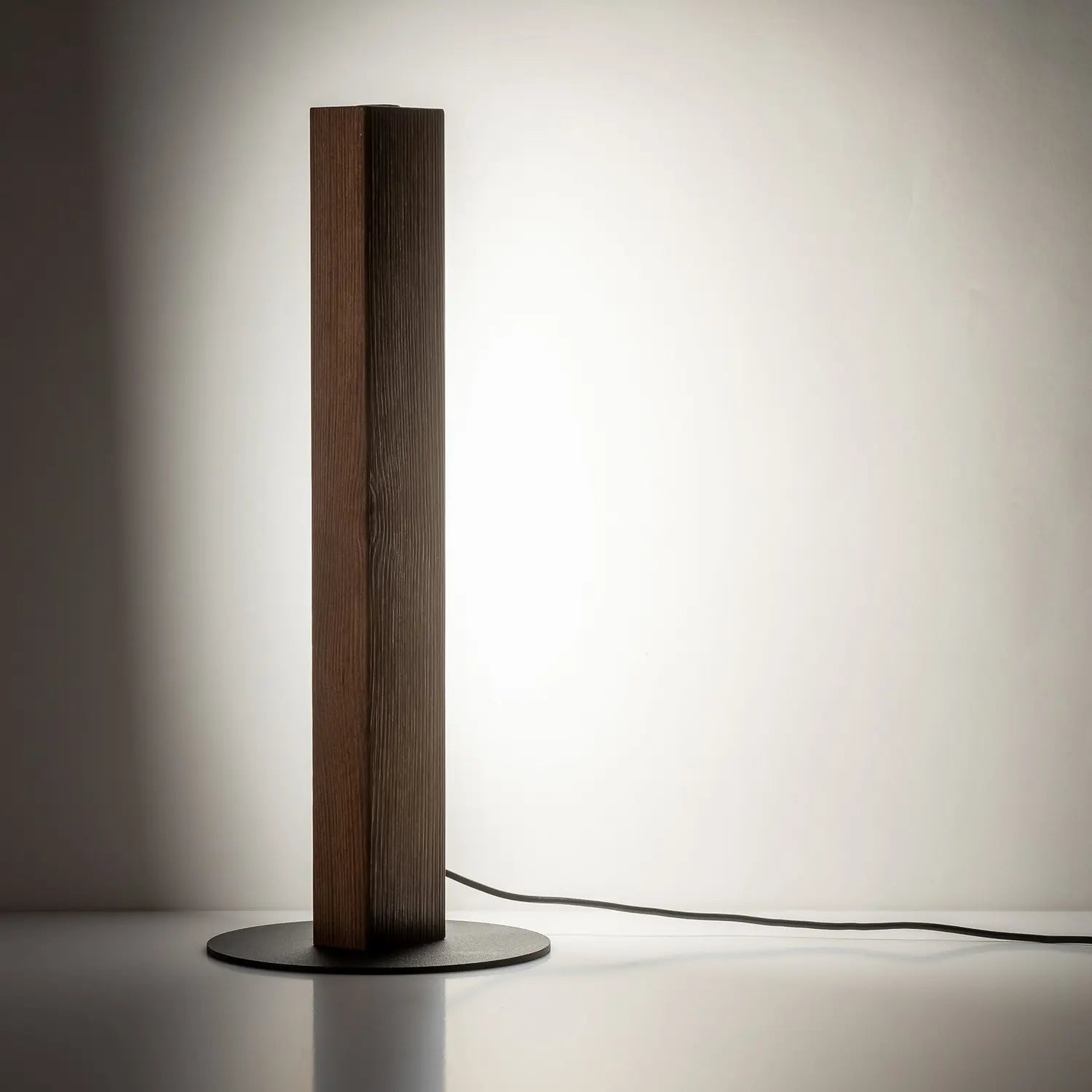B-Ware Holztischleuchte Teo Tischlampe Led Touchdimmer Kiefer Walnuss Schwarz 42 Cm - 5901780514112
