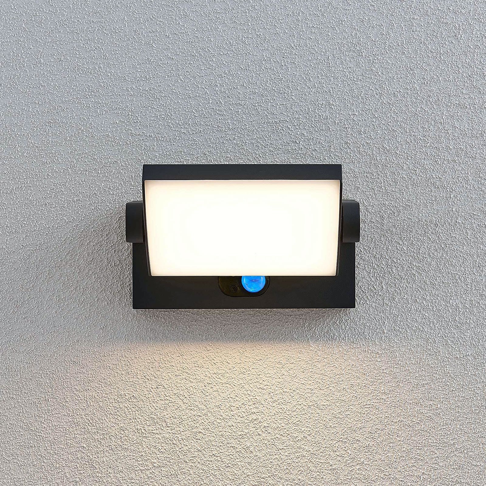 Lindby Außenlampe Außenwandleuchte LED Solarleuchte Sherin Sensor dunkelgrau - 4251096554519