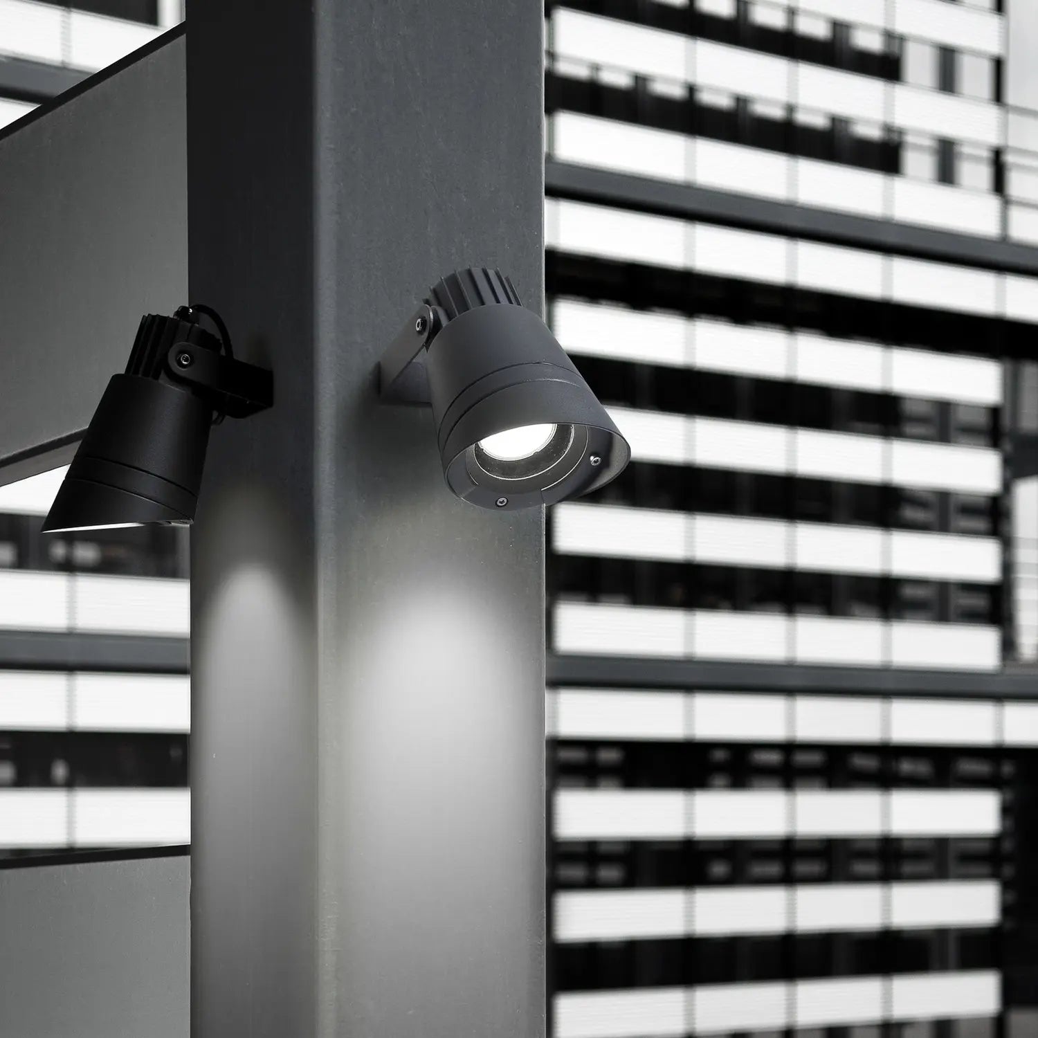 B-Ware Ledsc4 Außenstrahler Spot Hubble Grau Gu10 Aluminium Erdspieß Ip65 Glas 50 W - 8435111074992