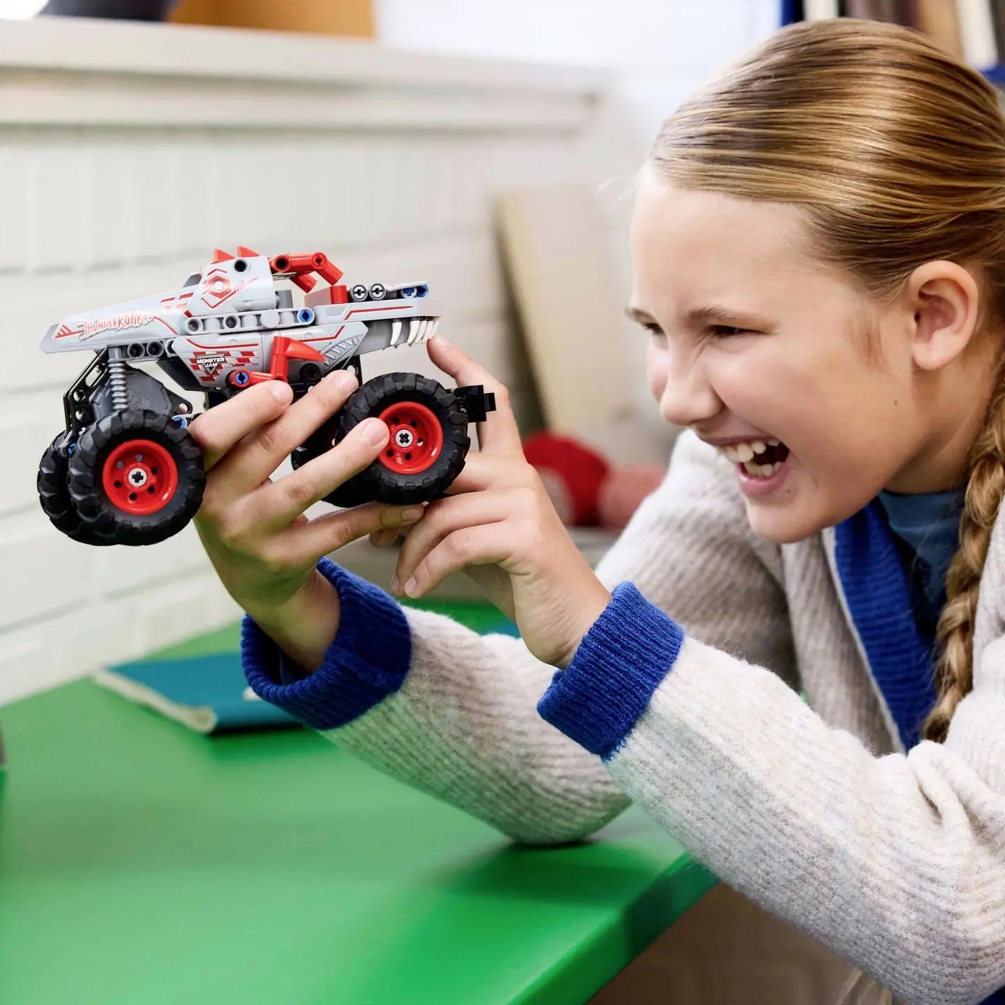 B-Ware Lego Technic Monstertruck Auto Monster Jam 42200 Thunder Roa Rus - 5702017816234