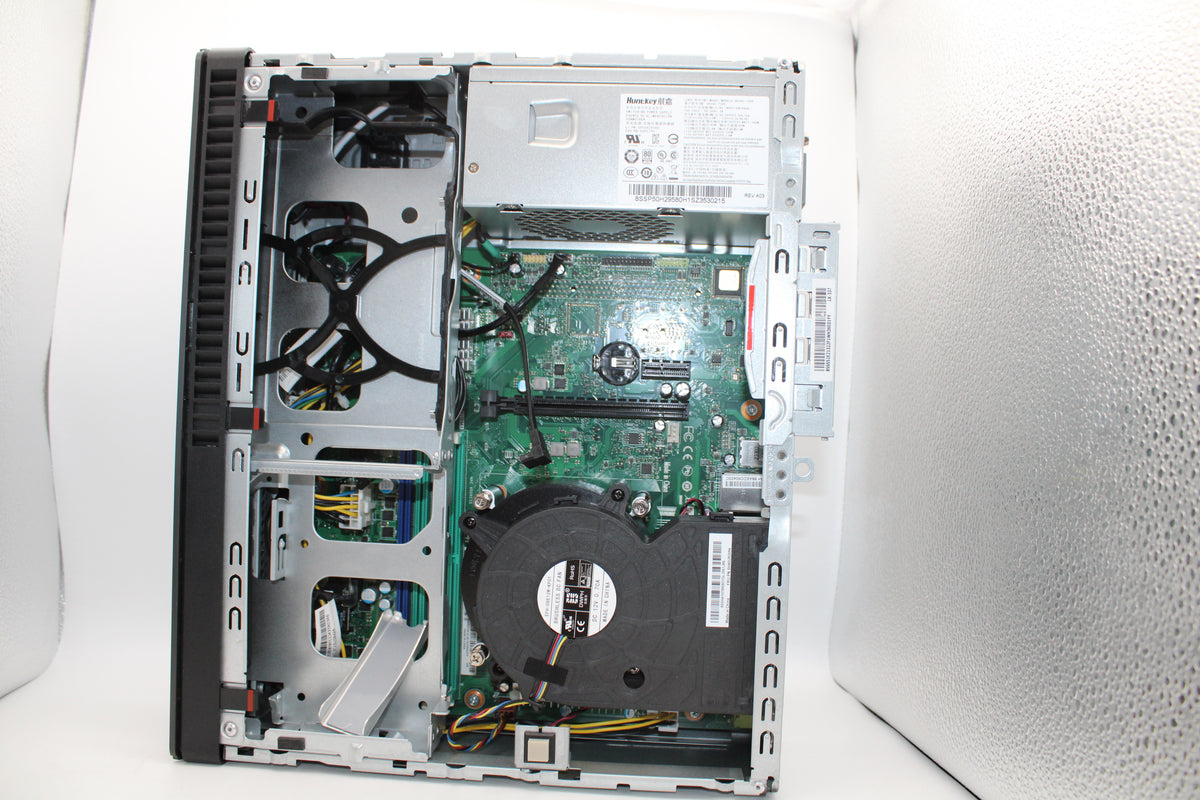 Lenovo ThinkCentre M75s G2 AMD Ryzen 5 5600G 16GB RAM 512GB SSD DVD Brenner - 0197531036308
