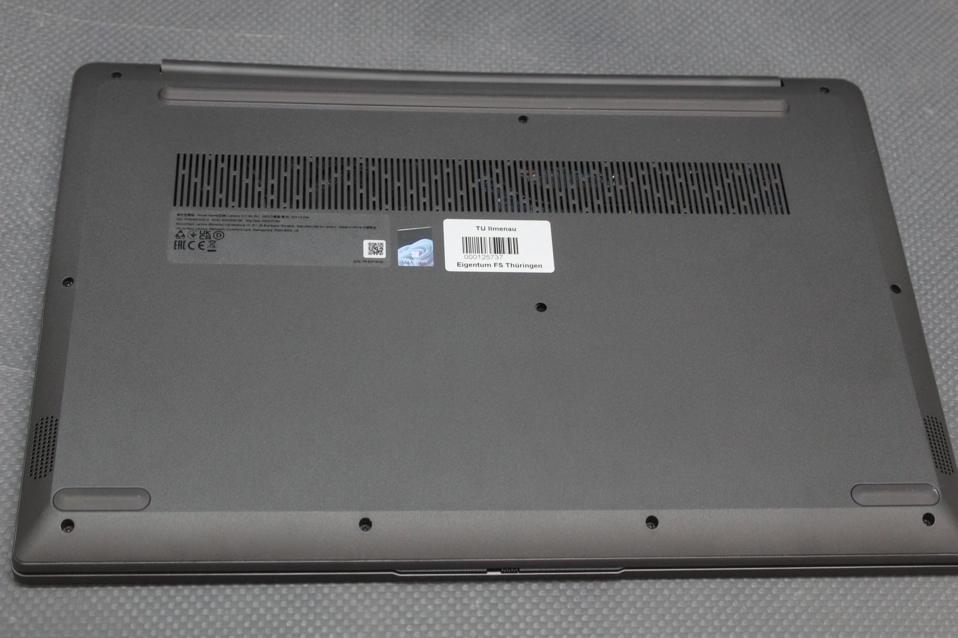 Lenovo Notebook Laptop Intel Core i5 1335U 16GB RAM 512GB SSD SIEHE TEXT/FOTO - 0196803887037