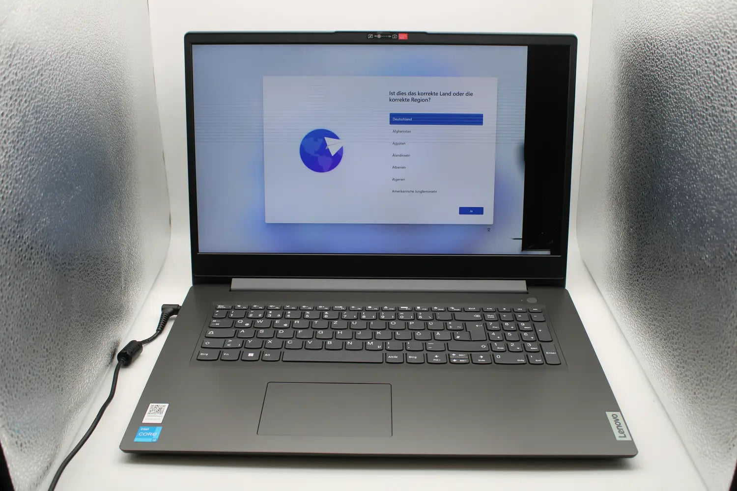 C-Ware Lenovo Notebook V17 Iru 43.9 Cm 17.3 Zoll Full Hd Laptop 8 Gb Ram Siehe Text/Foto - 196804063430