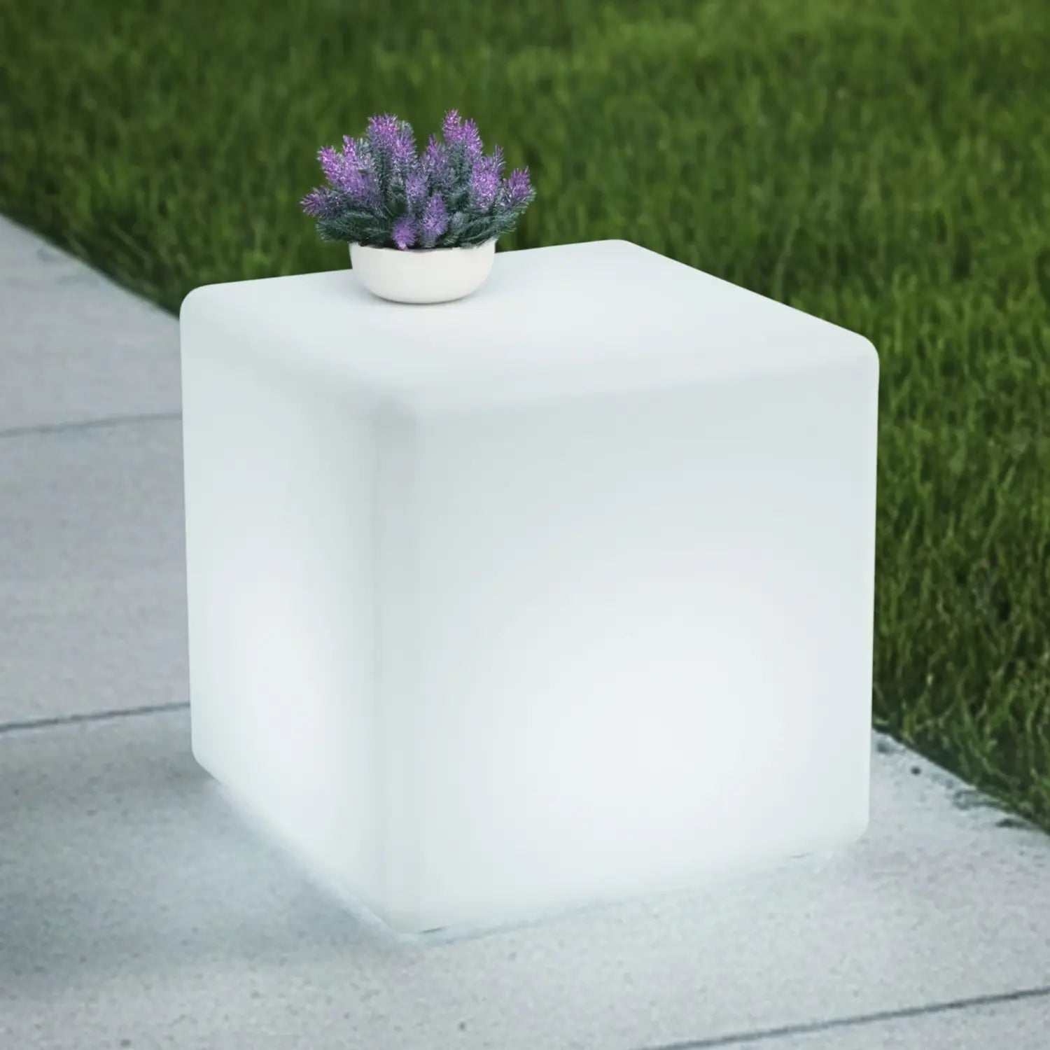 B-Ware Lindby Außenleuchte Gartenlampe Akku Led Rgb Kunststoff Würfel Weiß Matt - 4251911798036