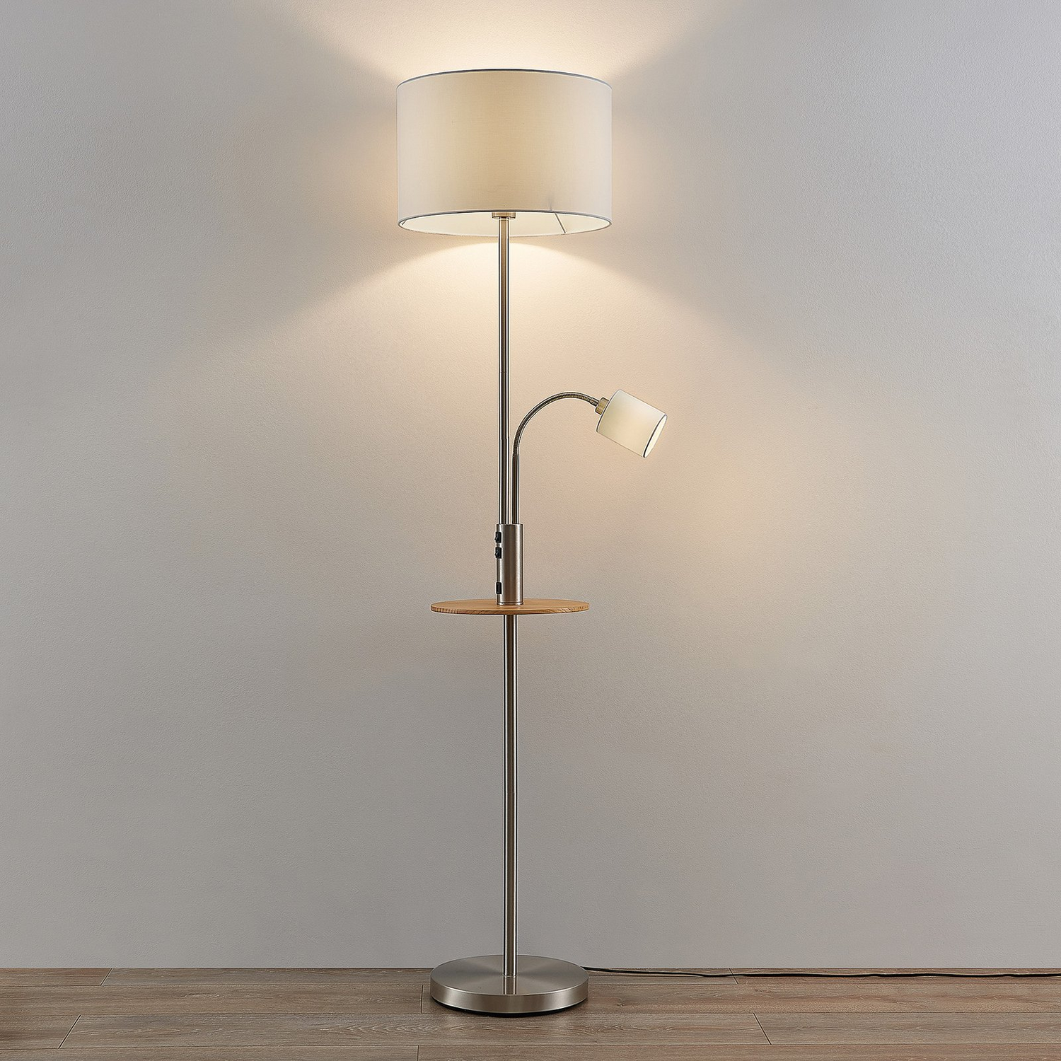 Lampadaire Lindby Aovan de qualité B, lampe sur pied, lampe de lecture, éclairage indirect, E27