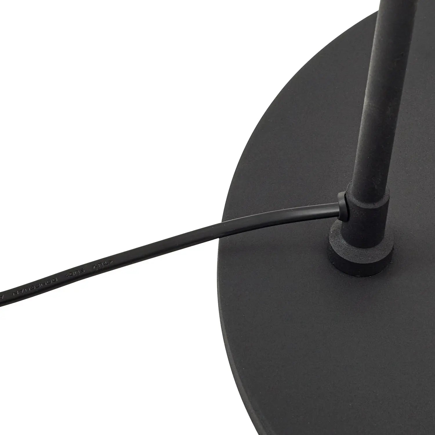 B-Ware Lindby Bogenlampe Stehlampe Triangolo Standleuchte Schwarz Metall E27 Höhe 195cm - 4255830902680