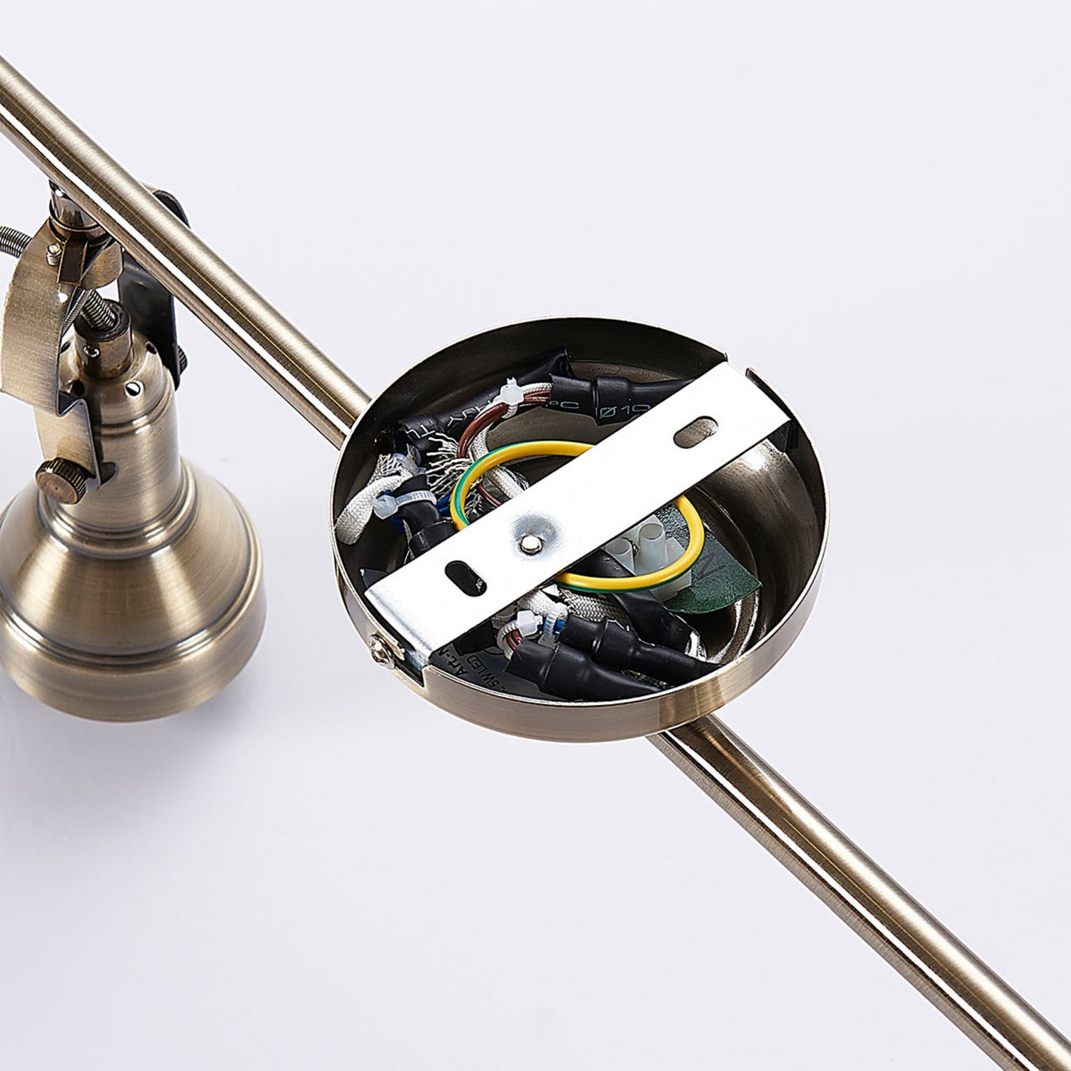 Lindby Sechsflammige Led Deckenlampe Deckenlampe Ip20 Perseas Siehe Text/Foto B-Ware - 4251096502435