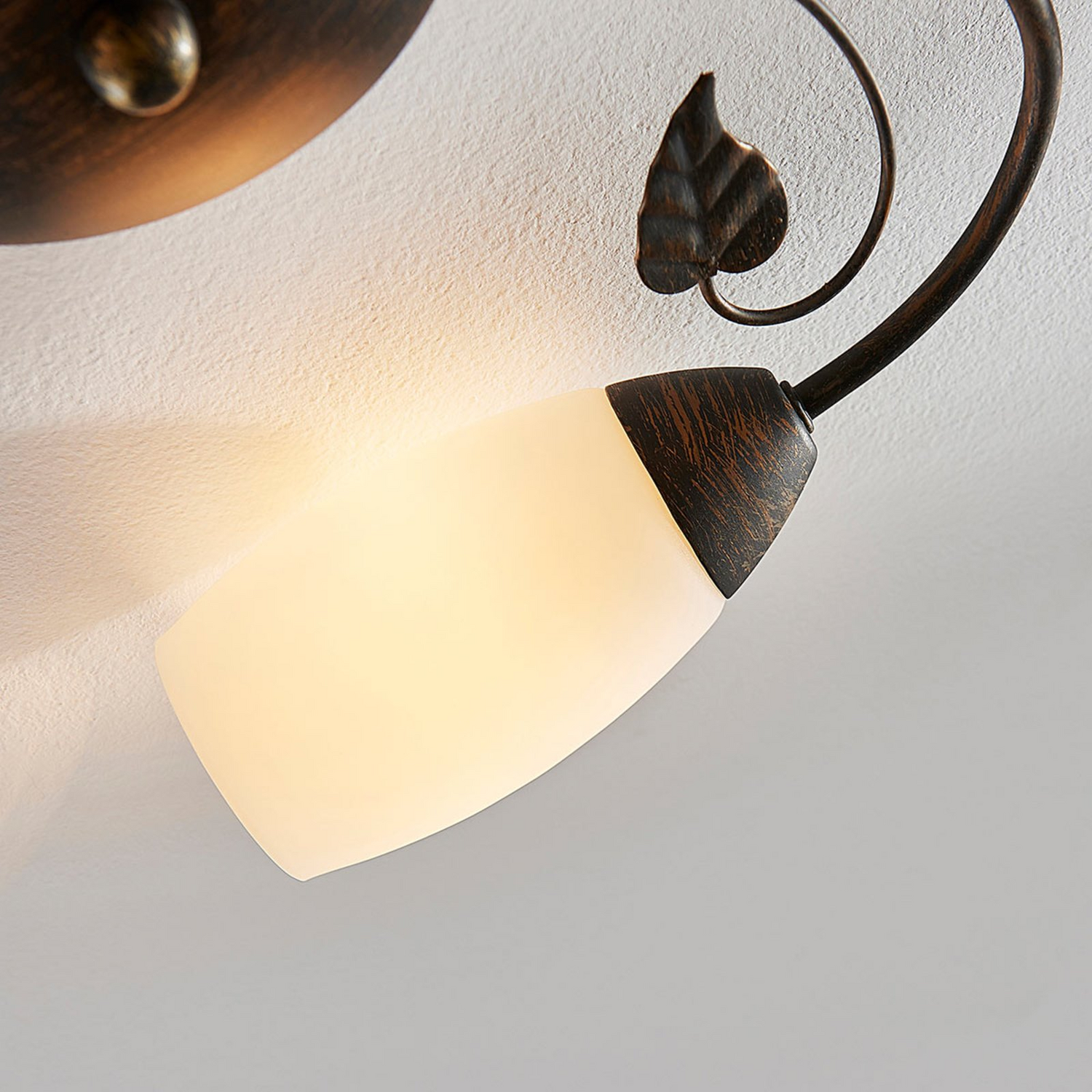 B-Ware Lindby Deckenleuchte Lampe Stefania Schwarz Gold Wohnraum Beleuchtung Blattform - 4251096534894