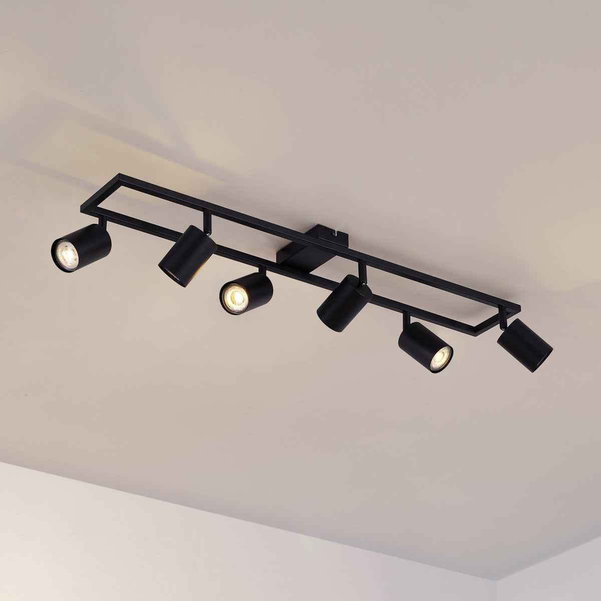 Lindby Deckenstrahler Strahler Bravius schwarz 6-flammig Eisen - 4255830902765