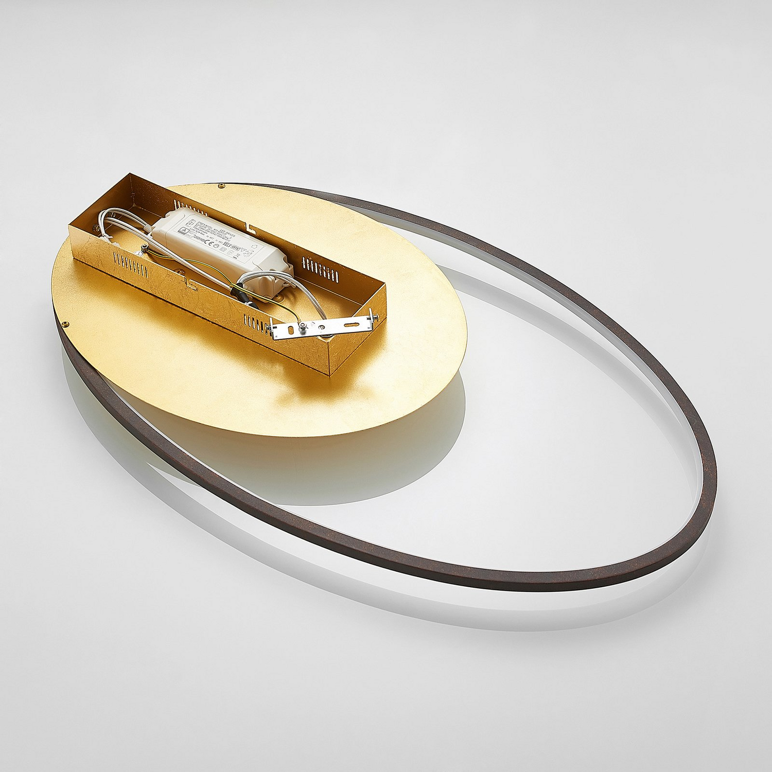 Plafonnier LED Lindby Feival de catégorie B, luminaire, 73 x 43 cm O750 