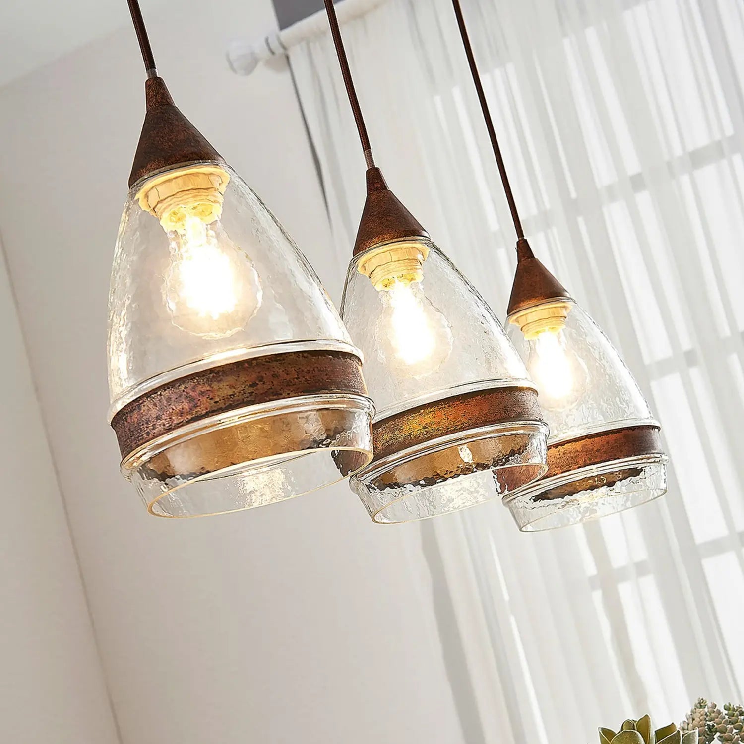 B-Ware Lindby Glas Pendelleuchte Millina Pendellampe Lampe Leuchte 3 Flg. E27 Rostbr107 - 4251096551570
