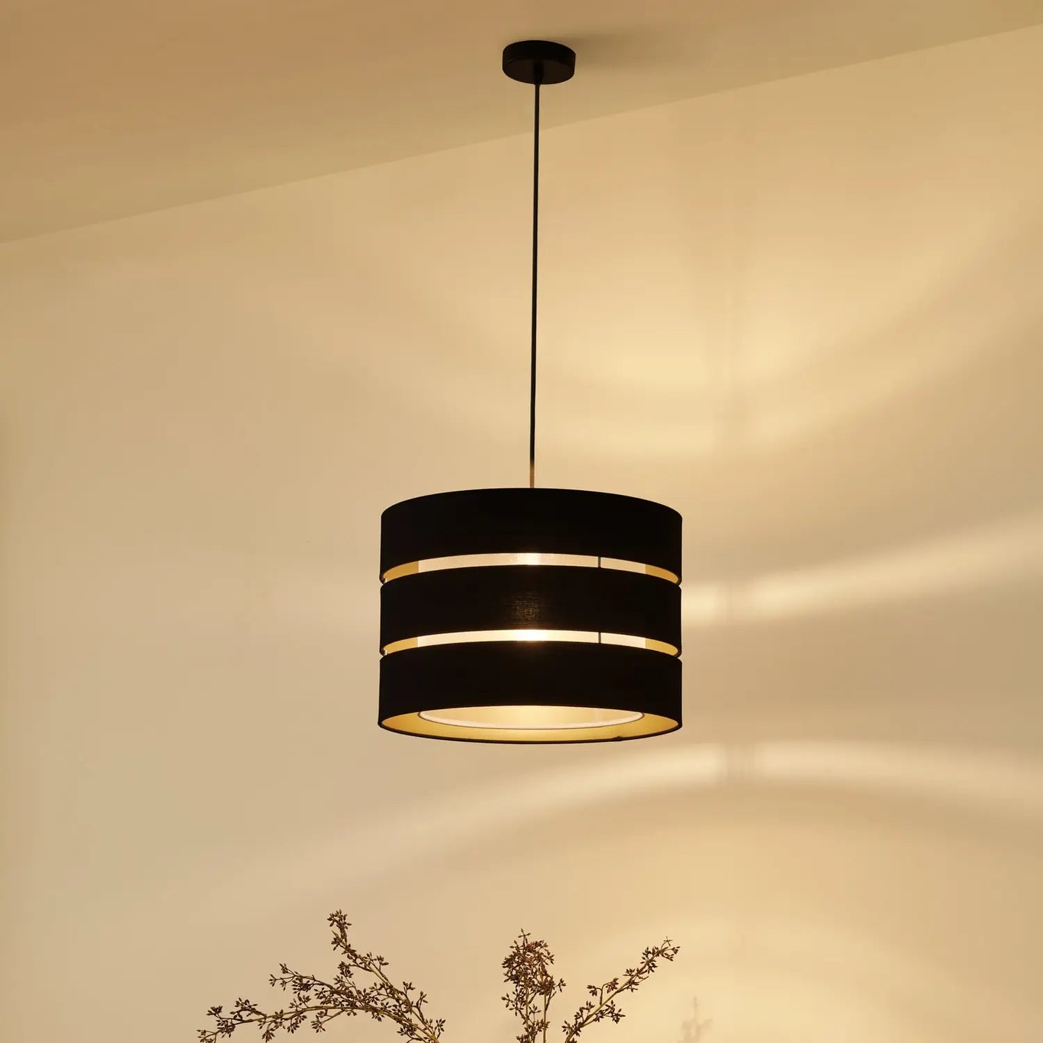 B-Ware Lindby Hängeleuchte Pendelleuchte Tsomo Schwarz Stoff Deckenleuchte E27 Led 40cm - 4251911765441