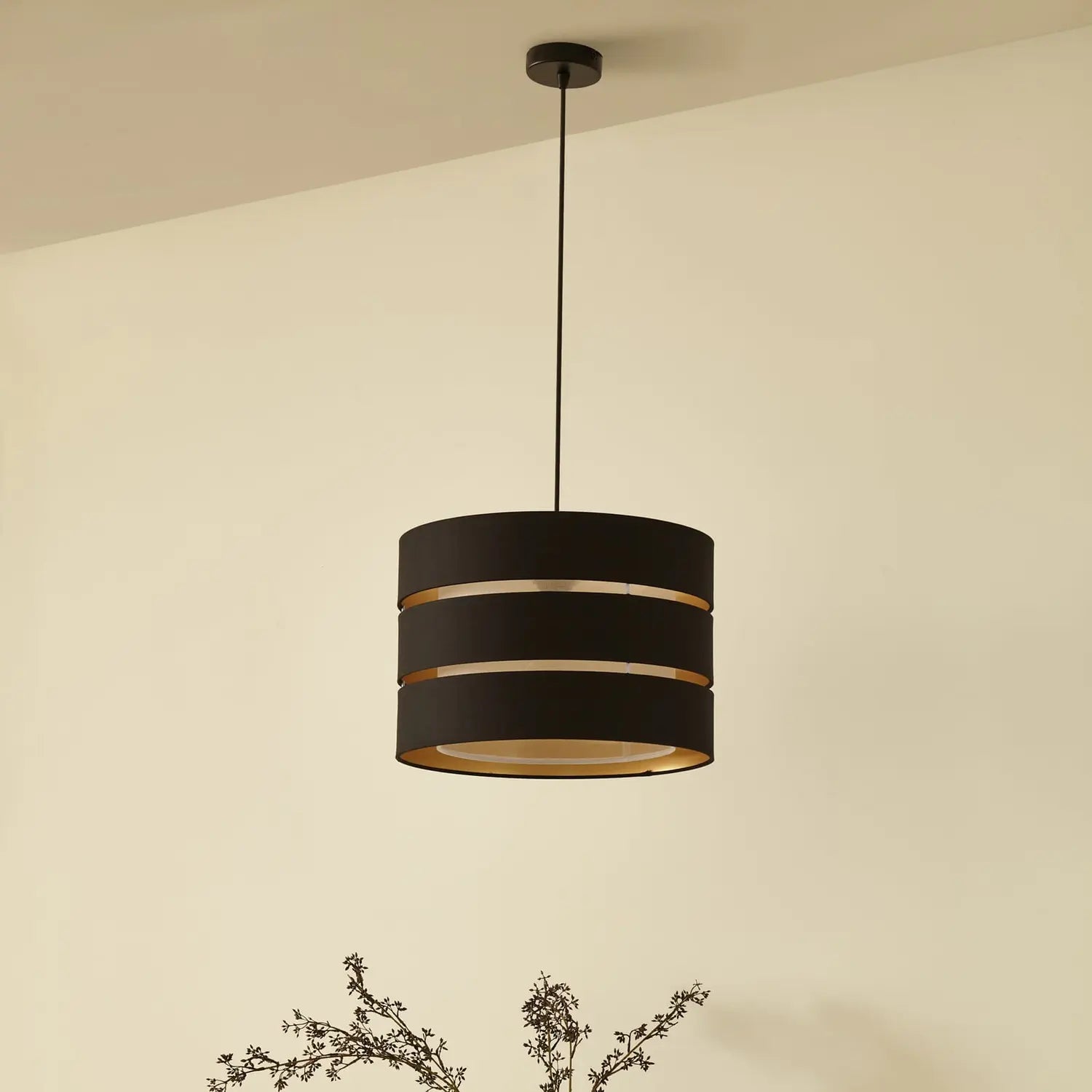 B-Ware Lindby Hängeleuchte Pendelleuchte Tsomo Schwarz Stoff Deckenleuchte E27 Led 40cm - 4251911765441