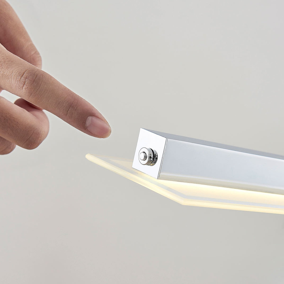 Lindby Pendelleuchte Hängeleuchte LED Balkenleuchte Sladja chrom Glas Touchdimme - 4251096549119