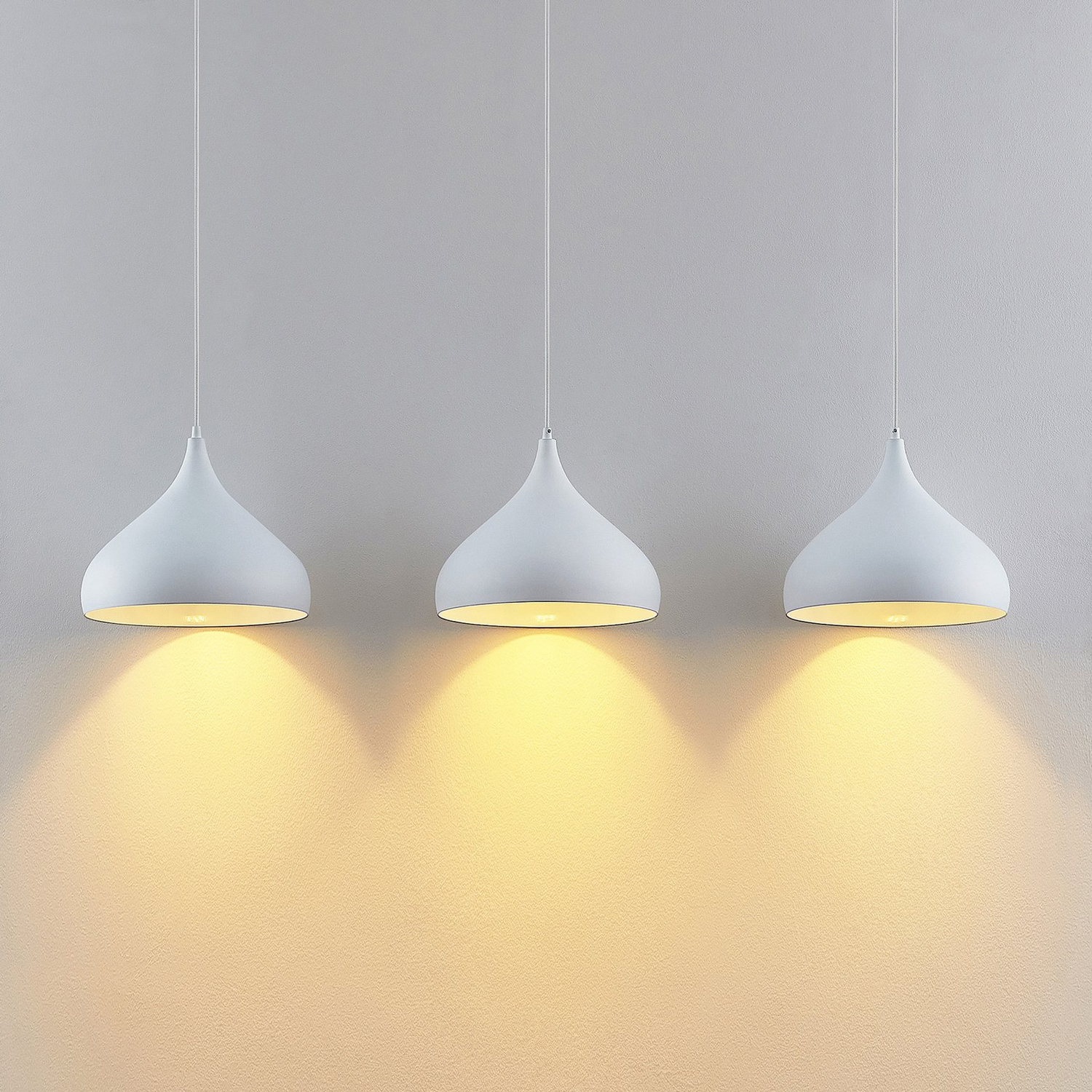 Suspension Lindby Elamira de qualité B, plafonnier, lampe suspendue, 3 ampoules, culot E27, blanc mat
