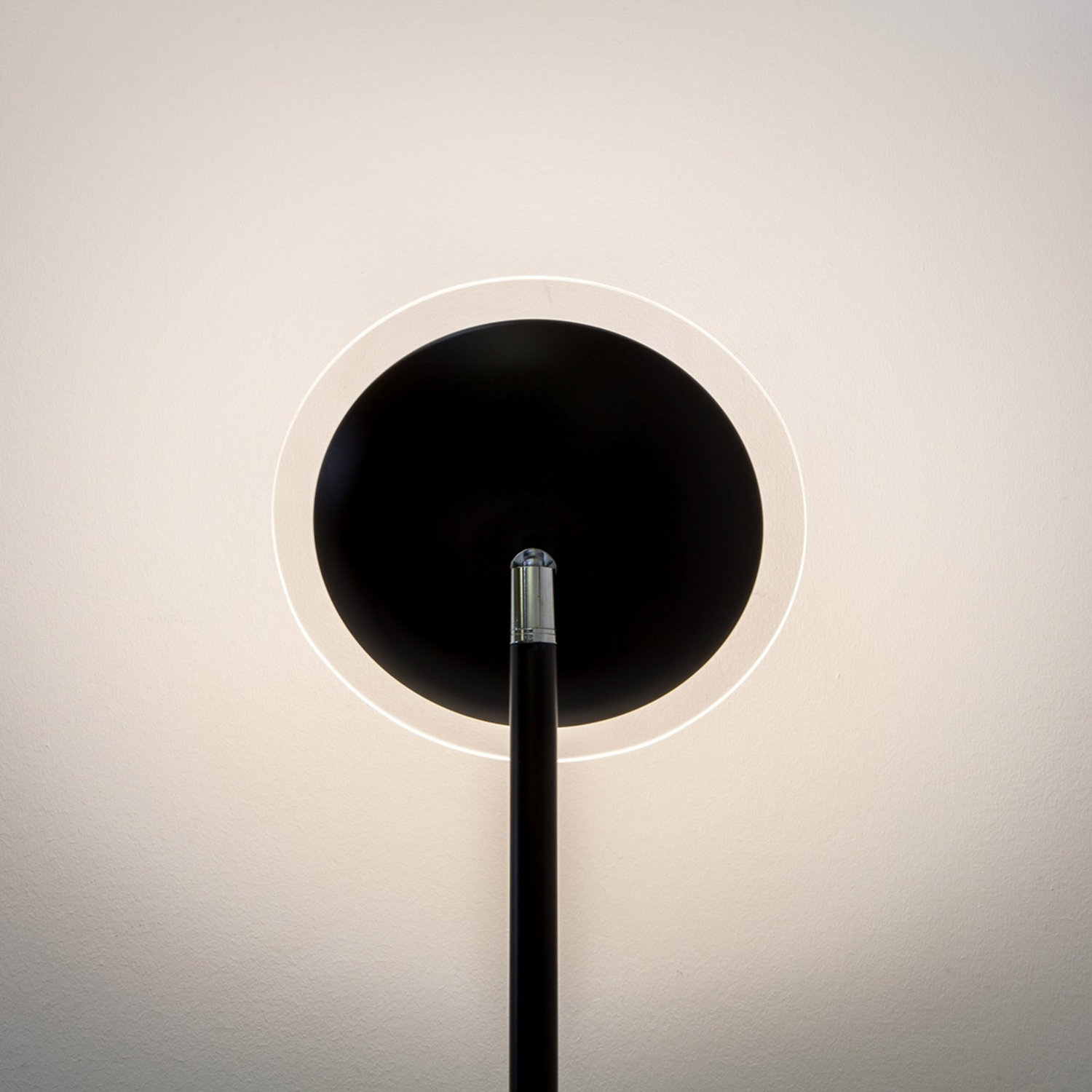 B-Ware Lindby Led Deckenfluter Malea Stehlampe Lampe Leuchte Wohnzimmerlampe Schwarz