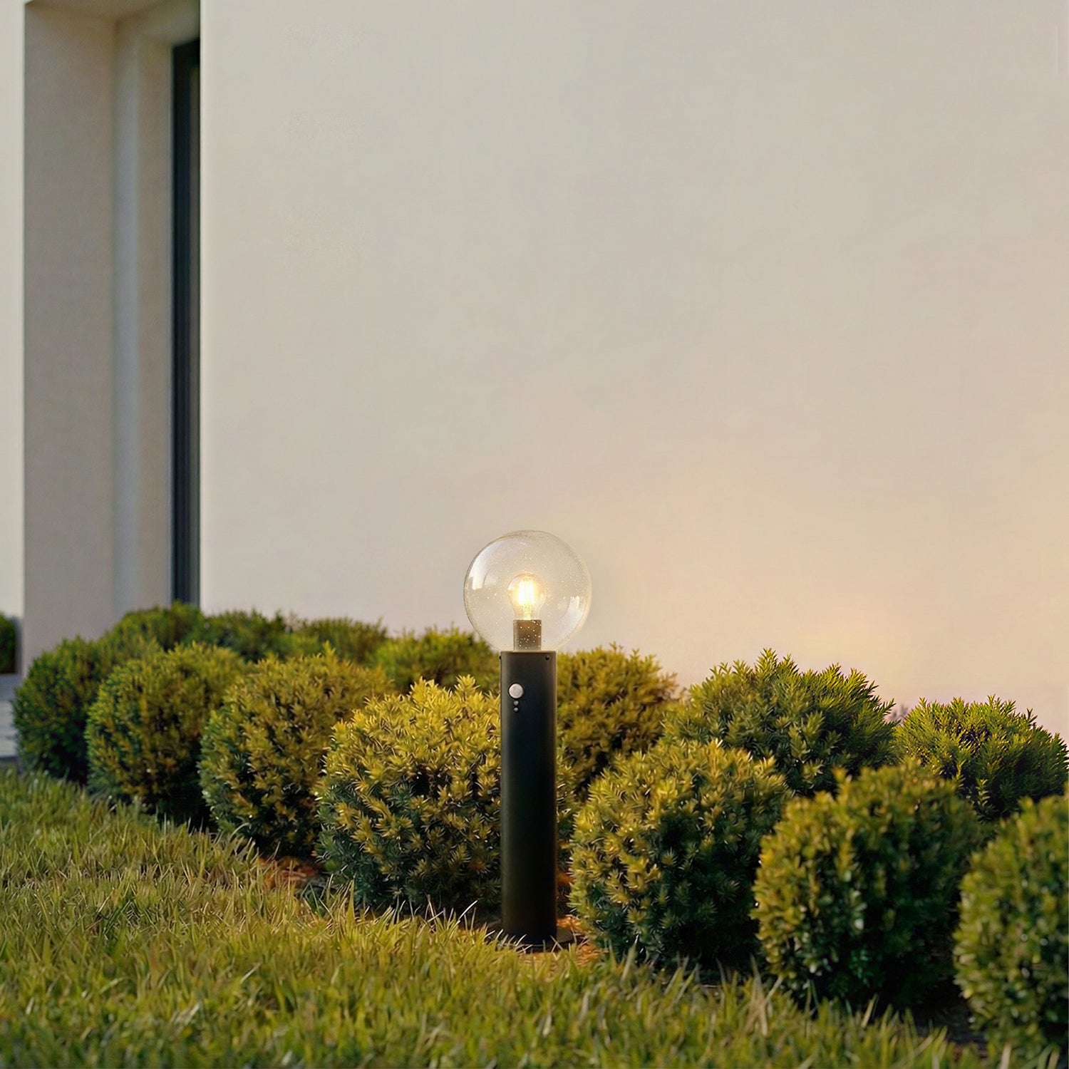 B-Ware Sockelleuchte Außenleuchte Lindby Lampe Dangan Glas Aluminium Schwarz Sensor10 - 4251911798906