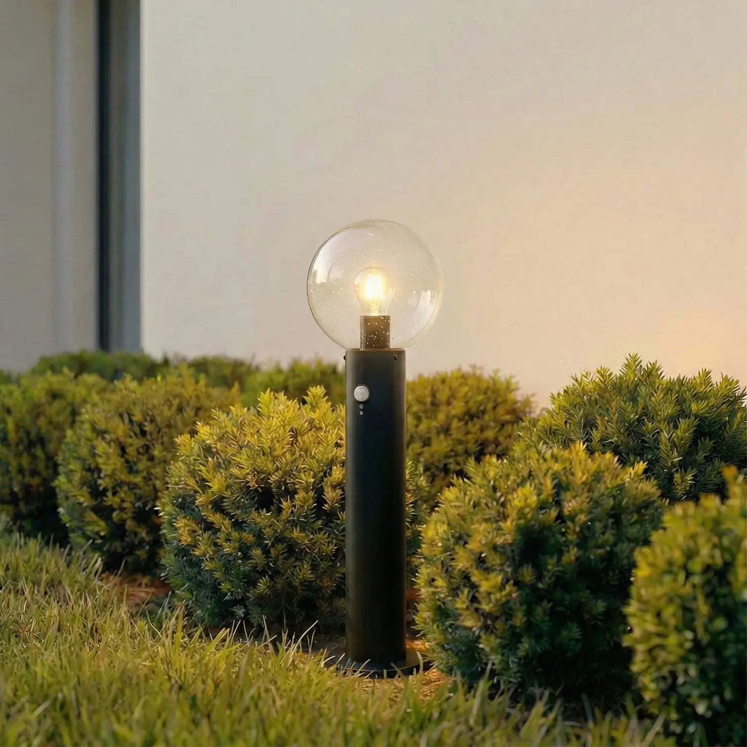 B-Ware Sockelleuchte Außenleuchte Lindby Lampe Dangan Glas Aluminium Schwarz Sensor10 - 4251911798906